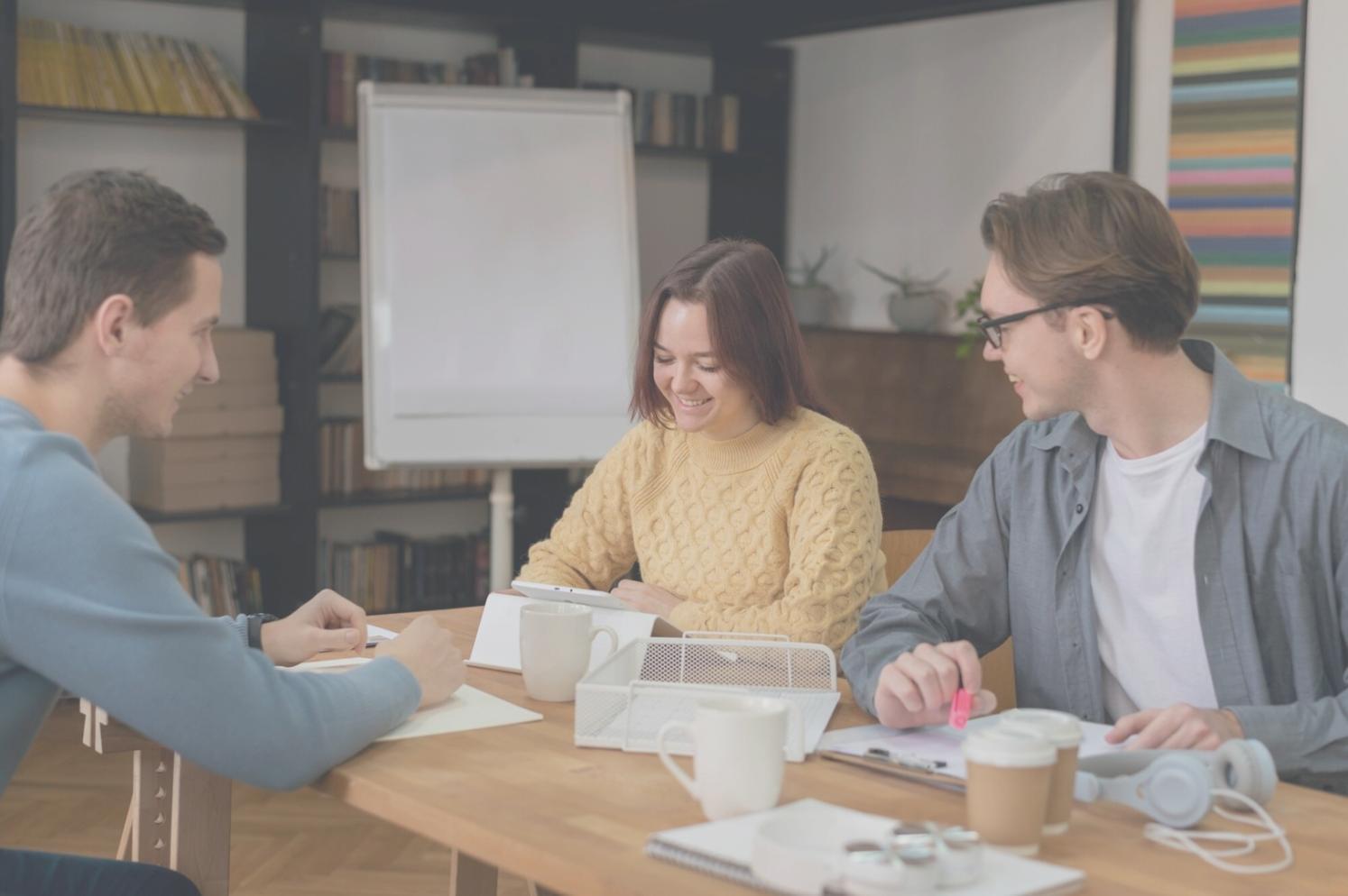 Sesiune practică de planificare financiară cu participanți